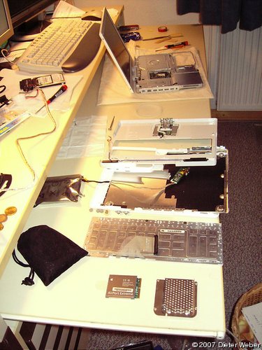 The disassembled iBook